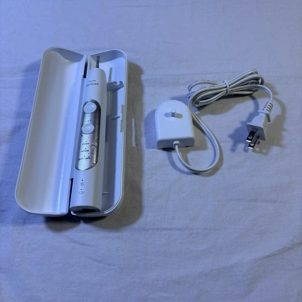 Philips Sonicare PerfectClean Electric Toothbrush Travel Case Charger White